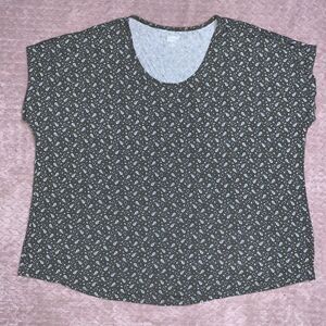 Lands End Women’s Gray Paisley Print Round Neck Top